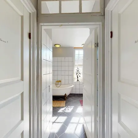 Historic Atmosphere At Gelskov Estate For Ringe